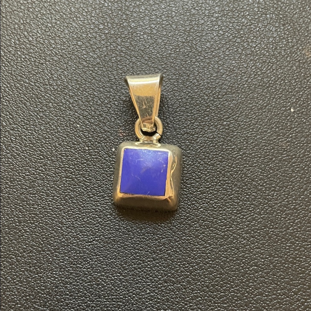 Vintage 925 Lapis and 925 Silver (Mexico)  Pendant